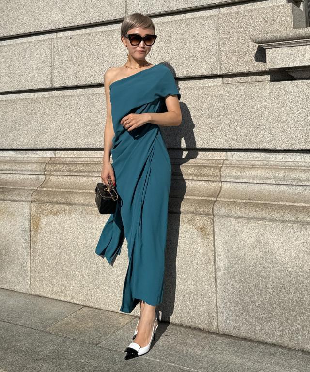 ドレープワンショルダーワンピース｜JENNE(ジェンヌ)公式通販：パリ  