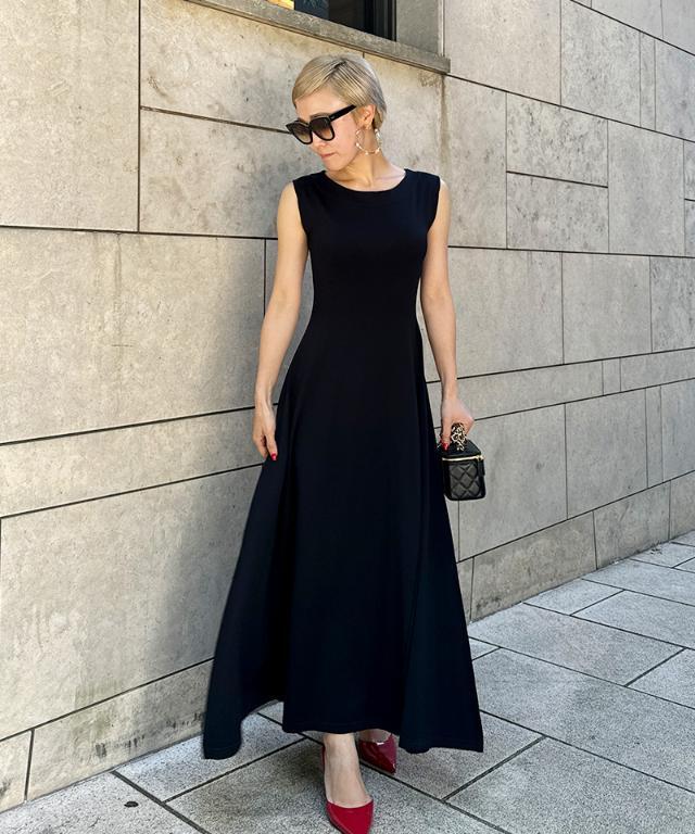 美シルエットサマーニットワンピース｜JENNE(ジェンヌ)公式通販：パリ  