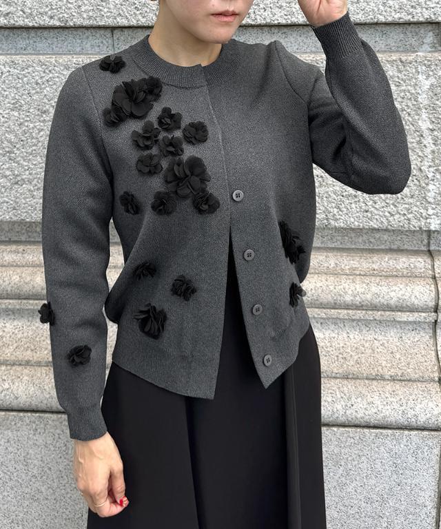 JENNEのカーディガン フラワーモチーフ付カーディガン｜JENNE(ジェンヌ)公式通販：パリ
