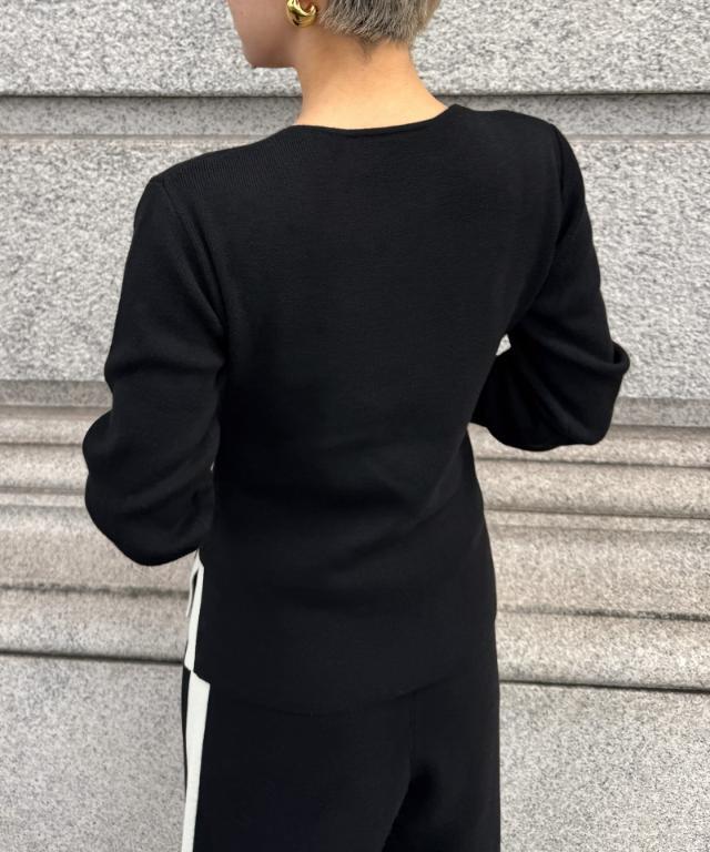 Vネックウールニット｜JENNE(ジェンヌ)公式通販：パリジェンヌのように