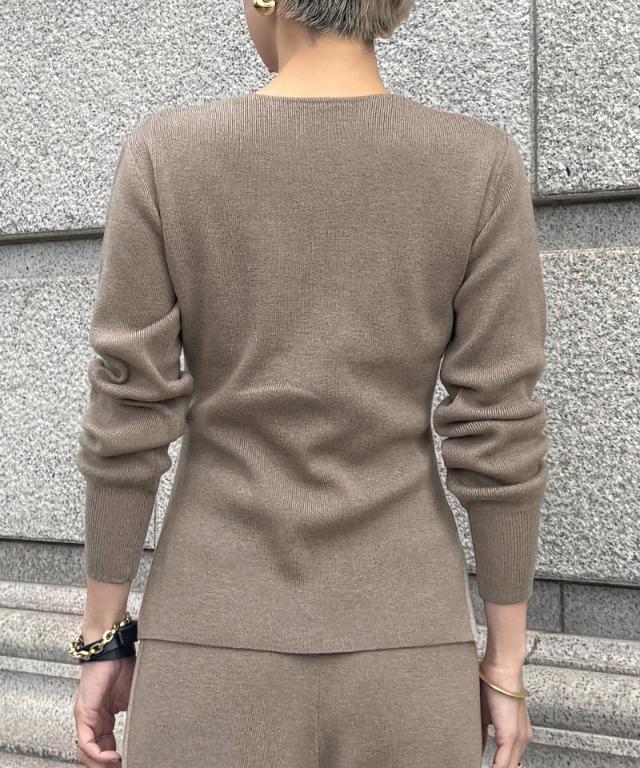 90s agnes b France製 Vネック ウール ニット ベージュ Vネックウールニット｜JENNE(ジェンヌ)公式通販：パリジェンヌのように
