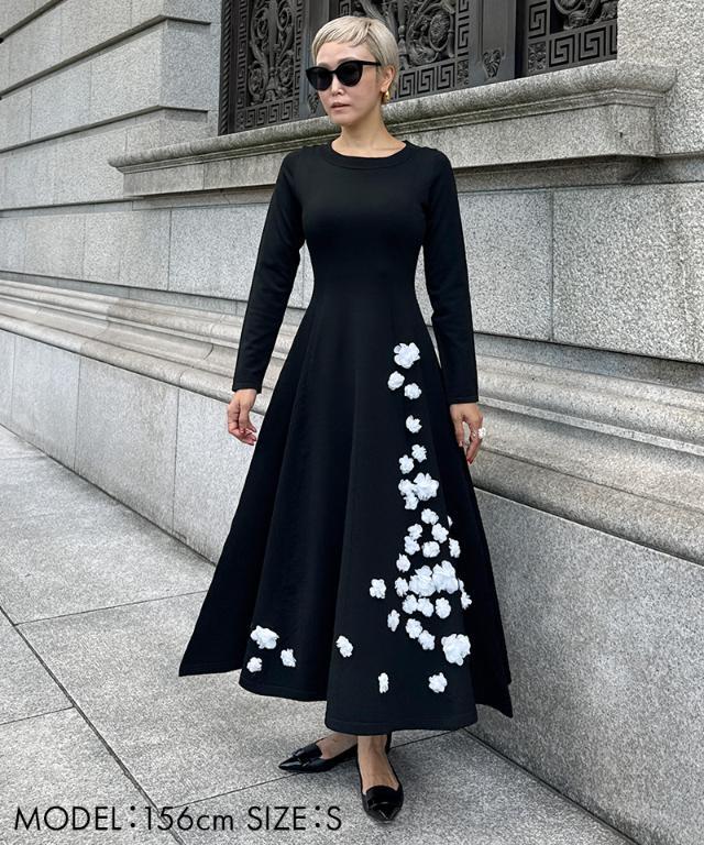 最終価格！M's カタログ ニット 黒 花 リボン フラワー ワンピース M´s カタログ ニット 黒 花 リボン フラワー ワンピース