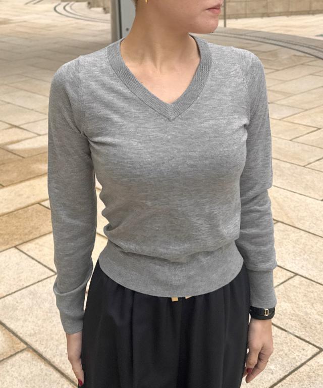 ミルキータッチVネック（シルクカシミヤ）｜JENNE(ジェンヌ)公式通販