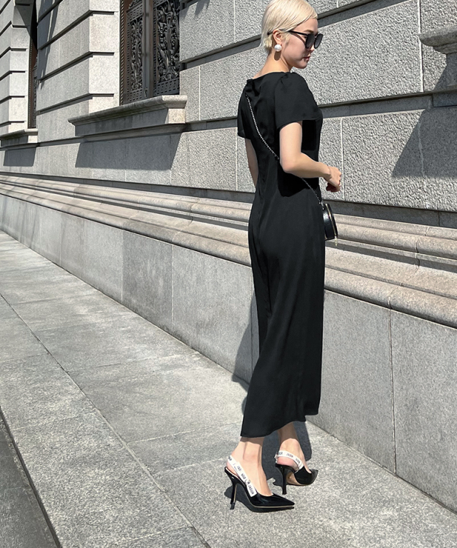 美ラインストレートワンピース｜JENNE(ジェンヌ)公式通販：パリ  