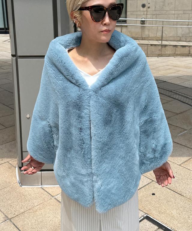 【なおさん専用】ジェンヌ♡リッチボリュームファーケープ♡ライトグレー リッチボリュームファーケープ｜JENNE(ジェンヌ)公式通販：パリ