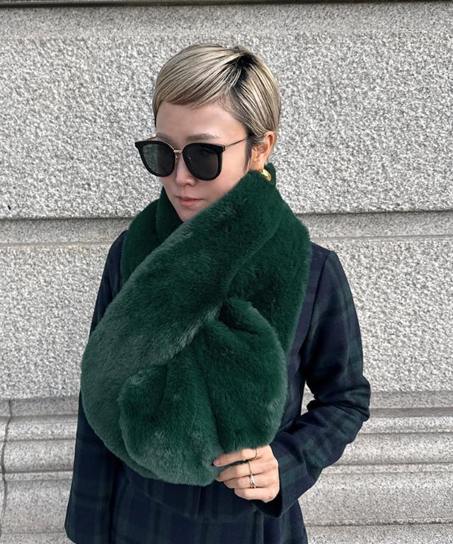 ジェンヌ　エコファーポンチョ　今期　未使用 エコファーマフラー｜JENNE(ジェンヌ)公式通販：パリジェンヌのように