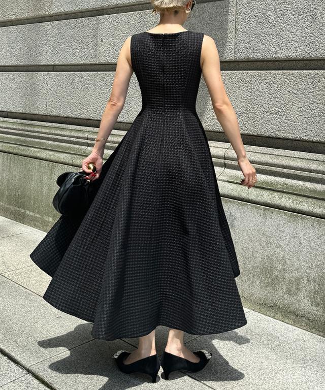 膨れジャガードフレアワンピース｜JENNE(ジェンヌ)公式通販：パリ