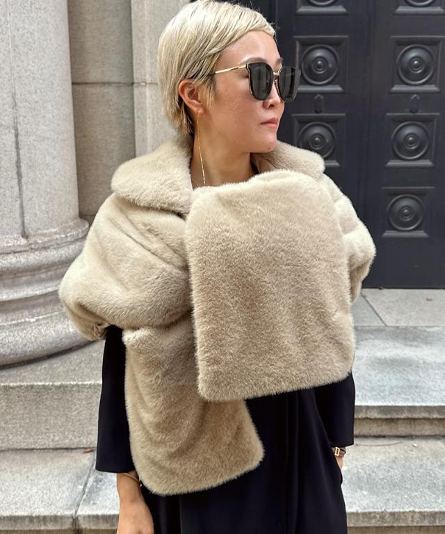 極美品✨サガファーズ ポンチョ カシミヤ100％×リアルファー ボリューム感◎ 新品タグ付き SAGA FURS サガファー カシミヤ100% ポンチョ