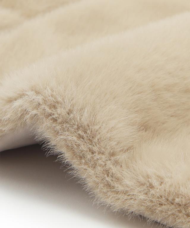 リッチボリュームファーポンチョ｜JENNE(ジェンヌ)公式通販