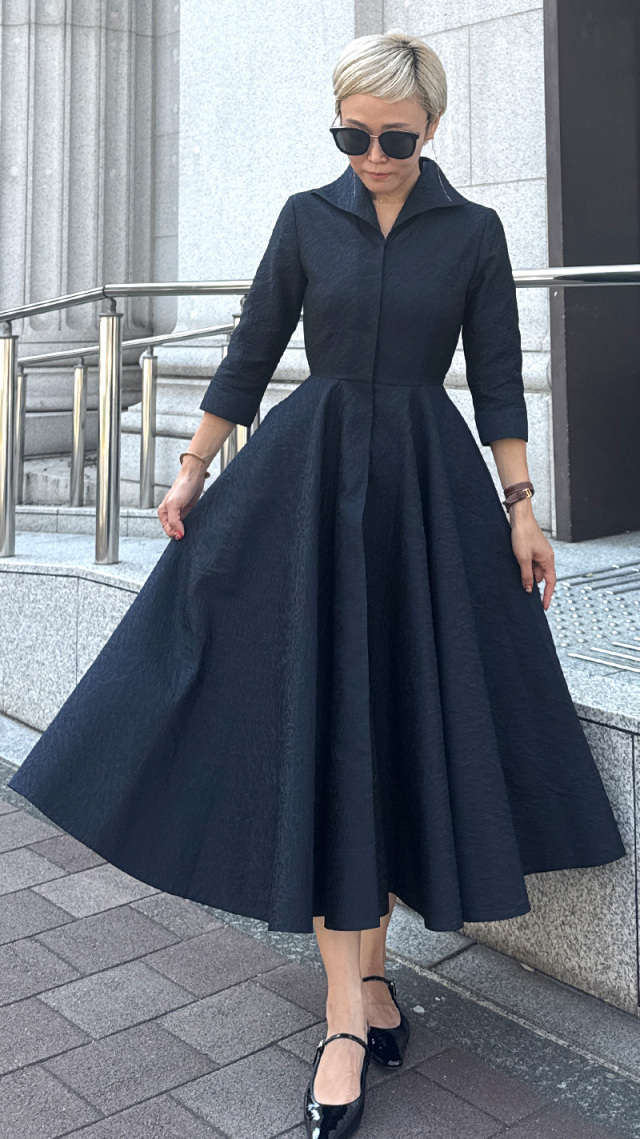 【美品】PRADA ブラック ZIP フレアスカートワンピース PRADA プラダ フレア シャツ ロングワンピース - メルカリ