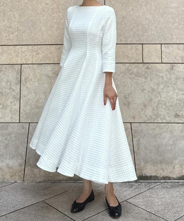 アディアム｜Azalea Dressワンピース ベルト フレアワンピース 白 アディアム｜Azalea Dressワンピース ベルト フレアワンピース 白