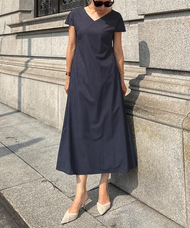 2025夏新作 JENNE ジェンヌ M ピンストライプワンピース 2025夏新作 JENNE ジェンヌ M ピンストライプワンピース - メルカリ
