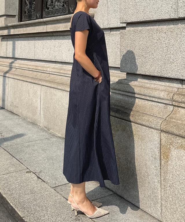 ピンストライプ美シルエットワンピース｜JENNE(ジェンヌ)公式通販