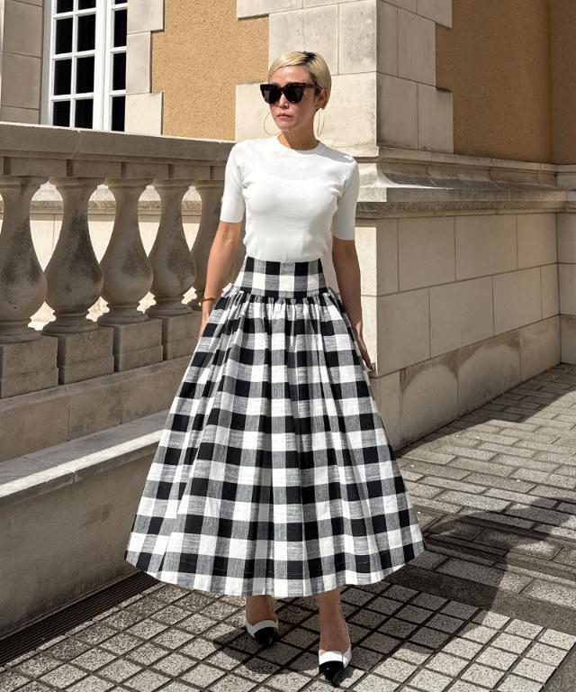 【裾のふわふわファー♡フェミニン全開】CHANEL スカート 裾のふわふわファー♡フェミニン全開】CHANEL スカート ☆華やか