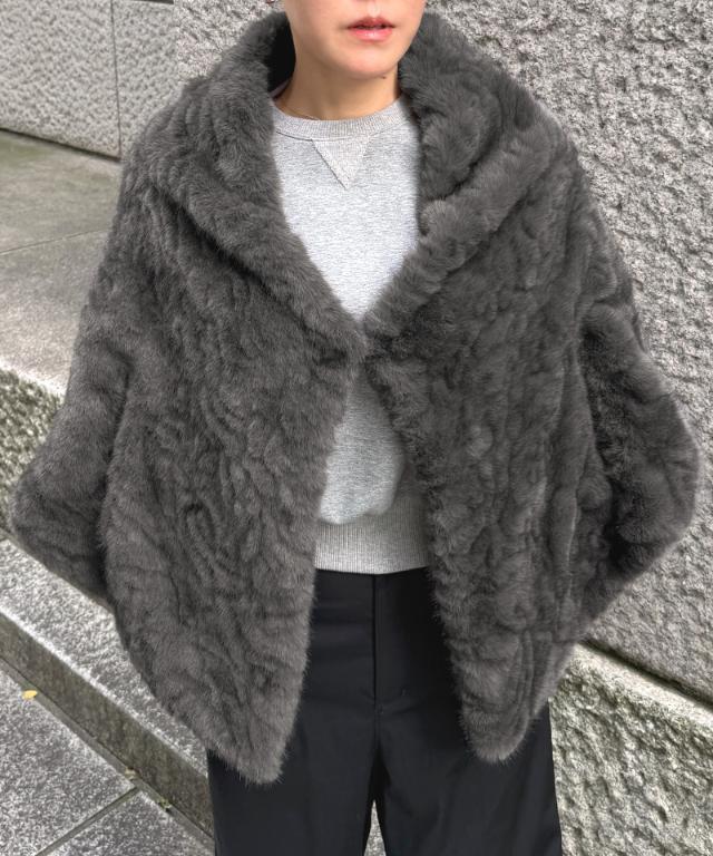 チエコ様　JENNE ファーケープ　新品未使用　アイボリー ファーケープ＜うねうね＞｜JENNE(ジェンヌ)公式通販：パリジェンヌの