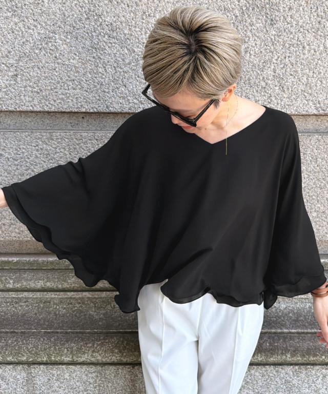 Vネックフラワーメローケープ|JENNE(ジェンヌ)公式通販:パリジェンヌ Vネックフラワーメローケープ|JENNE(ジェンヌ)公式通販:パリジェンヌ