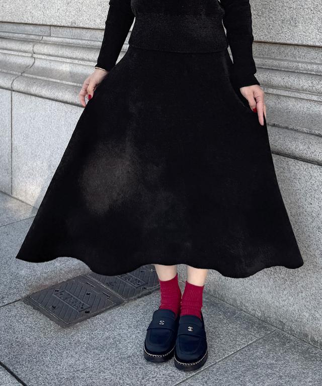 もちふわとろけるニットスカート｜JENNE(ジェンヌ)公式通販：パリ