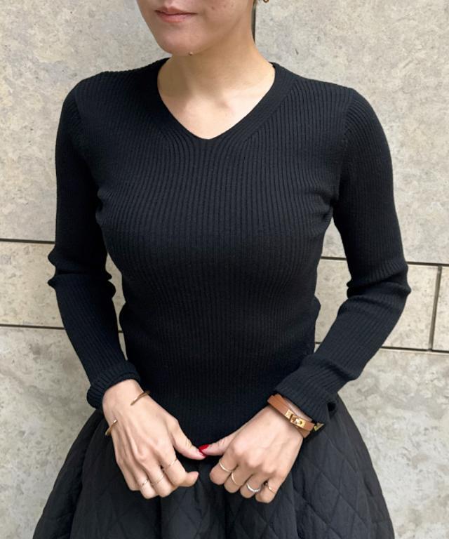 ウールシルクVネックニット｜JENNE(ジェンヌ)公式通販：パリジェンヌの