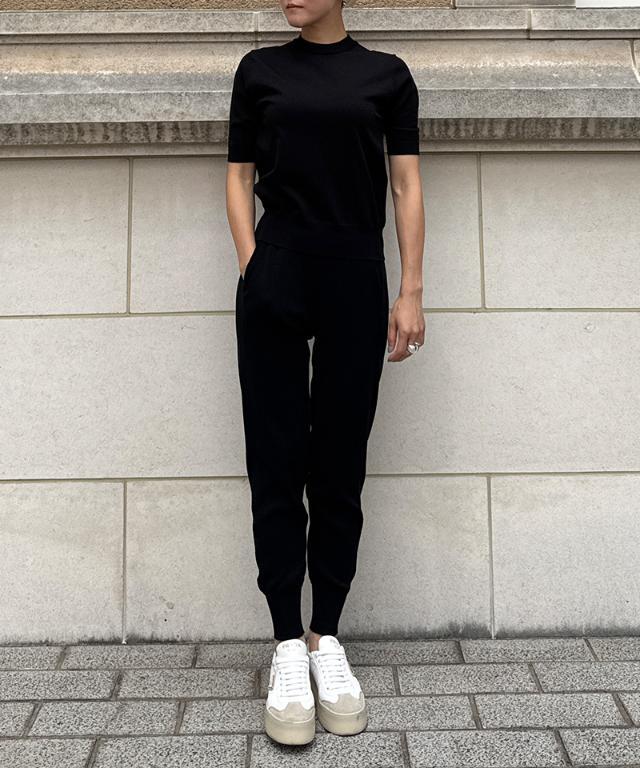 JENNE 美脚シャリ感ニットパンツ 美脚シャリ感ニットパンツ｜JENNE(ジェンヌ)公式通販：パリ