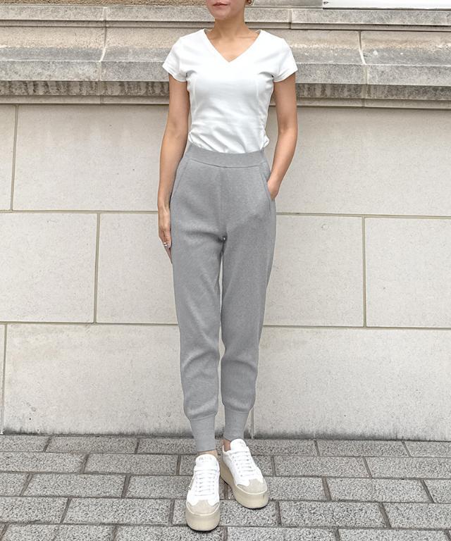 美脚シャリ感ニットパンツ｜JENNE(ジェンヌ)公式通販：パリジェンヌの