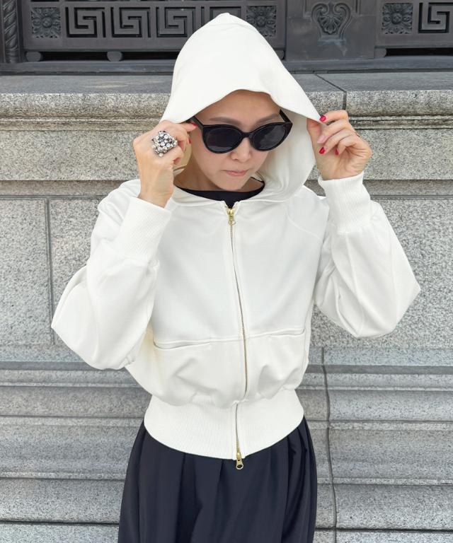 未使用　JENNE ホワイト 日本製美ラインパーカー　s 日本製美ラインシーズンレスパーカー＜UVカット・ハンドウォッシュ