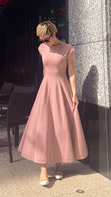 フレンチスリーブ フレアニットワンピース Jenne ジェンヌ 公式通販 美しく見せてくれるお洋服ブランド