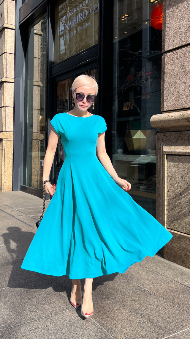 フレンチスリーブ フレアニットワンピース｜JENNE(ジェンヌ)公式通販  