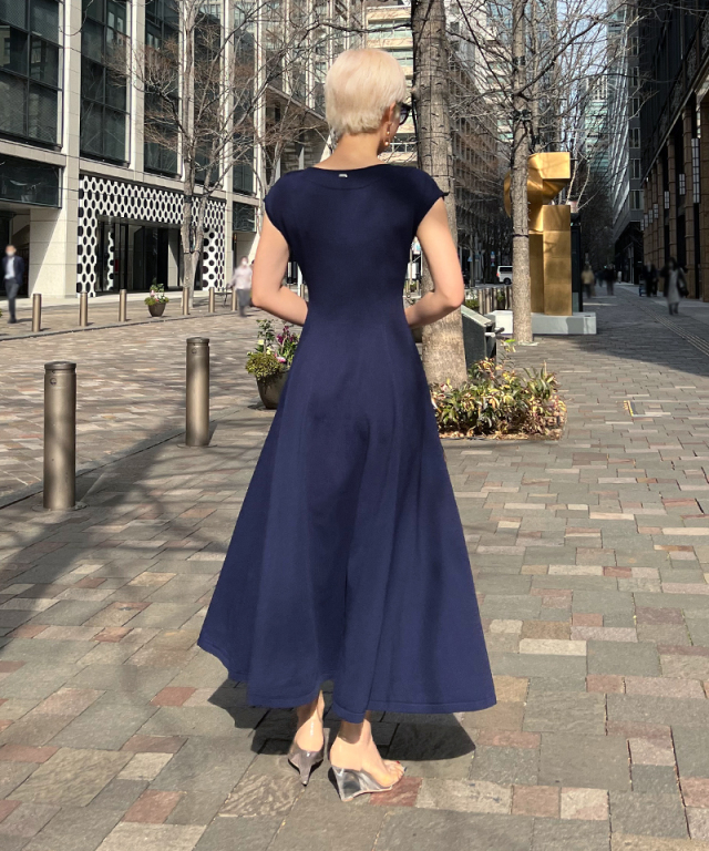 フレンチスリーブ フレアニットワンピース｜JENNE(ジェンヌ)公式通販  