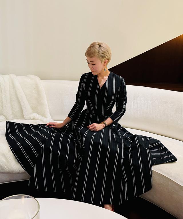 JENNE（ジェンヌ）の「オードリールックエアリーワンピース・長袖  