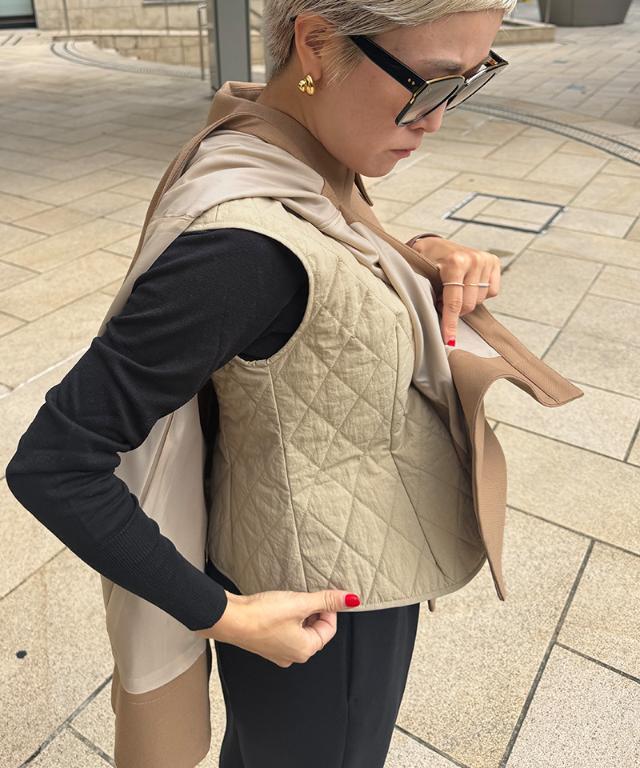 OUTERSUNSET  [2022SS] 片畦knit vest 新品ベージュ 片畦サマーニット・バックスリットベスト/DoCLASSE