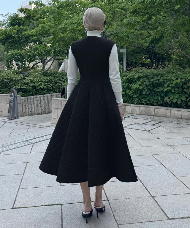 2WAY機能綿キルティングジレワンピース｜JENNE(ジェンヌ)公式通販