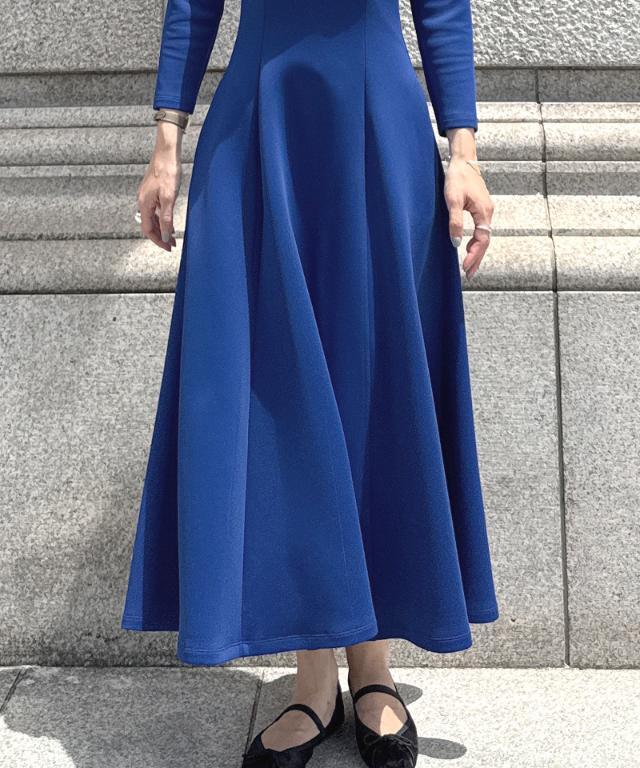 フレンチ美シルエットとろみスリーブワンピース｜JENNE(ジェンヌ)公式