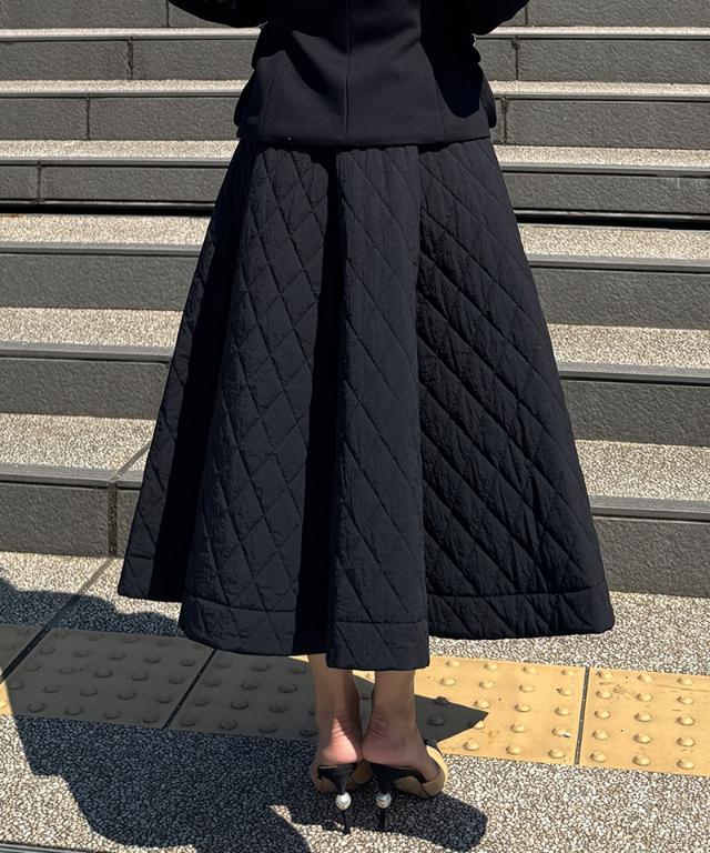 機能中綿キルティングスカート｜JENNE(ジェンヌ)公式通販：パリ