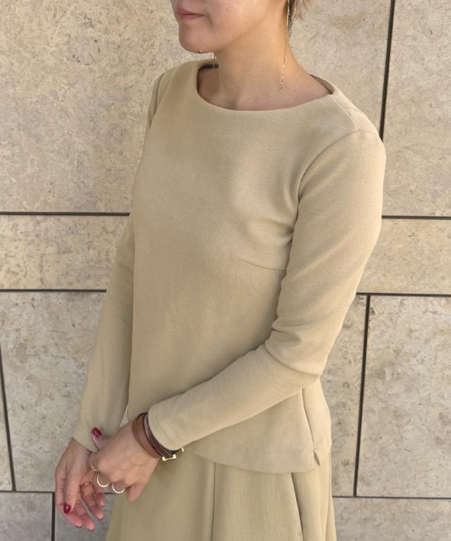 【ピーチ】ジェンヌ JENNE 美バストライン裏起毛カットソー 美バストライン裏起毛カットソー｜JENNE(ジェンヌ)公式通販：パリ