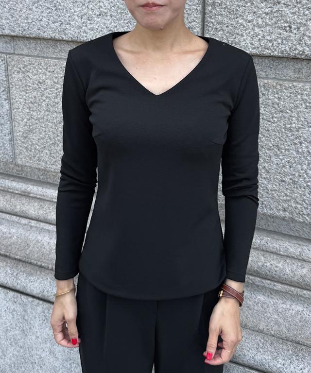新品◎JENNEジェンヌ／日本製美シルエットカットソー ブラック Vネック半袖 日本製美バストラインVネックカットソー｜JENNE(ジェンヌ)公式通販