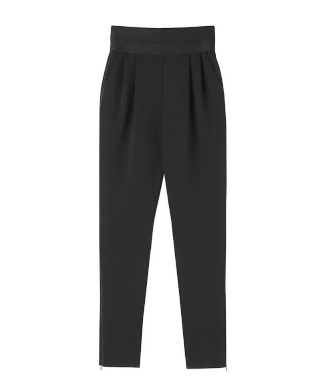 【美品】イエン ◡̈ レギンス　パンツ YENN イエン レギンスパンツ FRONT SLIT LEGGINGS Y243-31052