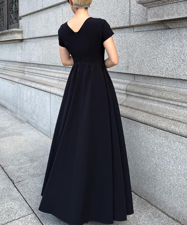 タック立体ドレスワンピ(防シワ・接触冷感・eco素材)｜JENNE(ジェンヌ