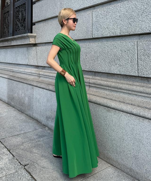 タック立体ドレスワンピ(防シワ・接触冷感・eco素材)｜JENNE(ジェンヌ