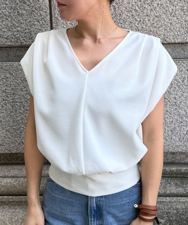 タック美シルエットカットソー（接触冷感・紫外線防止機能生地