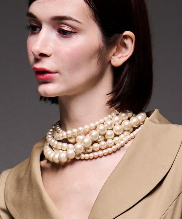 DAMA collectionカシミヤセーターとJ PRESSロングネックレス 日本製エアリーコットンパールスーパーロングネックレス｜JENNE