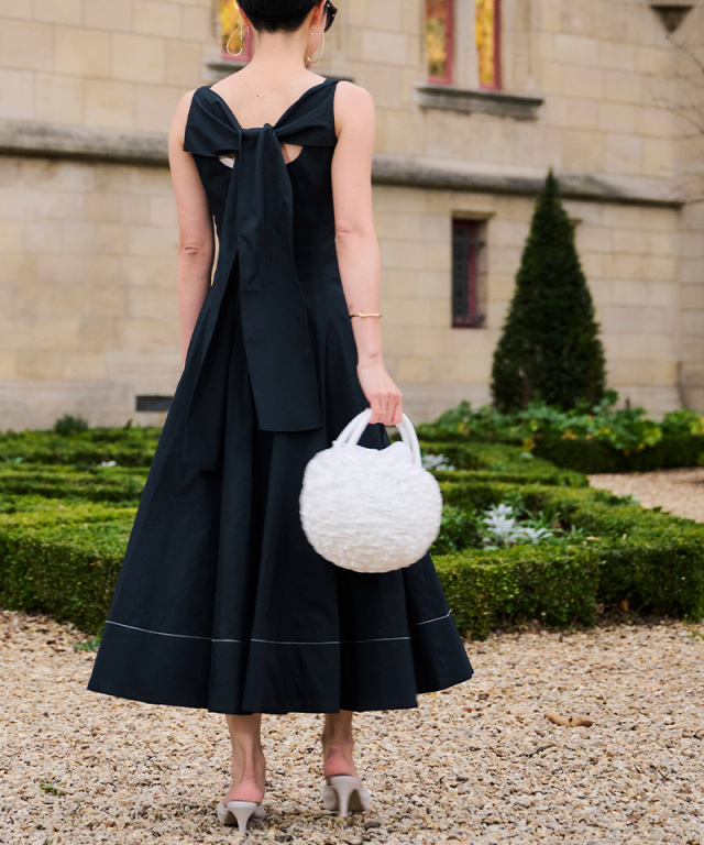 バックリボンリラックスワンピース｜JENNE(ジェンヌ)公式通販：パリ  