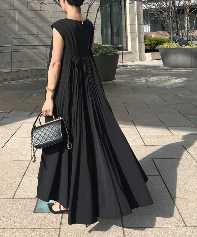 JENNNE バックトレーンドレス｜JENNE(ジェンヌ)公式通販：パリジェンヌ  