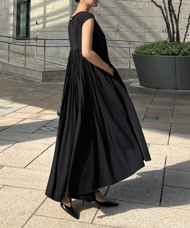 JENNNE バックトレーンドレス｜JENNE(ジェンヌ)公式通販：パリジェンヌ  