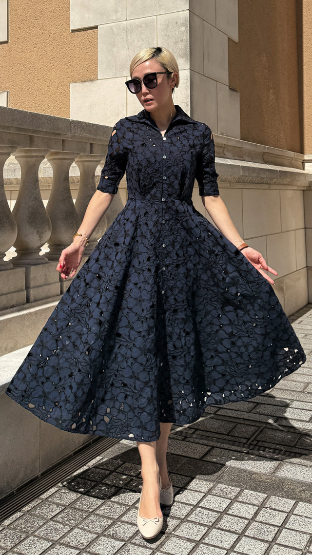 ラグジュアリー総刺繍ワンピース｜JENNE(ジェンヌ)公式通販：パリ  