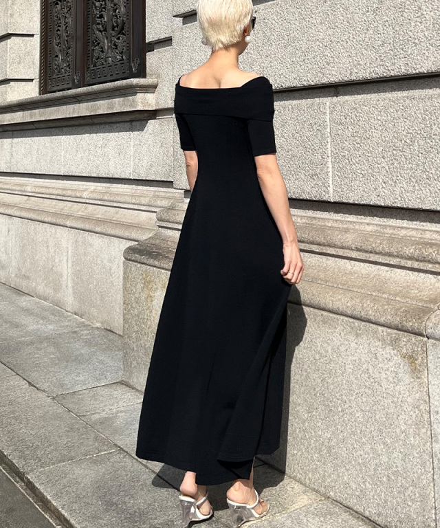 美品】JENNE サマーニットタイトワンピース （美シルエットサマー  