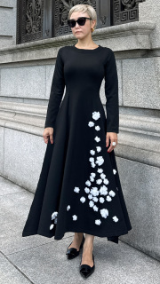 【先行予約】フラワーモチーフワンピース【発送予定：11月上旬～中旬】