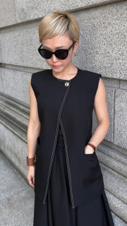 ステッチ配色ジレ