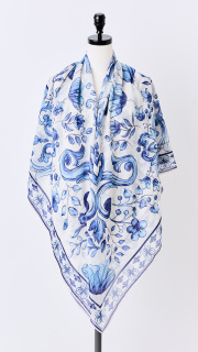 【再予約】日本製ブルーアラベスクシルクコットンスカーフ【発送予定：6月中旬】