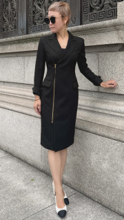 ZIPジャケット風ワンピース（防シワ生地）