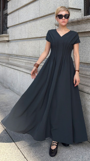 【再予約】タック立体ドレスワンピ(防シワ・接触冷感・eco素材)【発送予定：6月上旬～中旬】